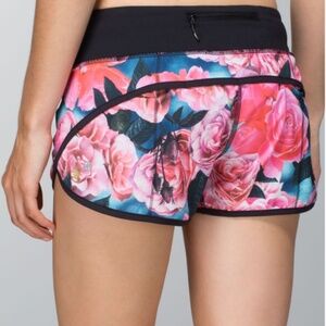Lululemon Run: Speed Short Secret Garden Size 6